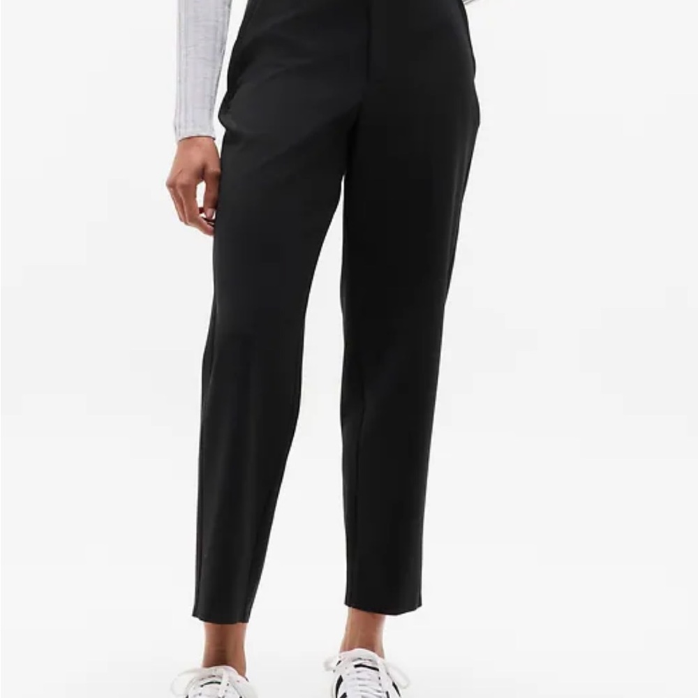 Athleta Black Ankle Crop Pants